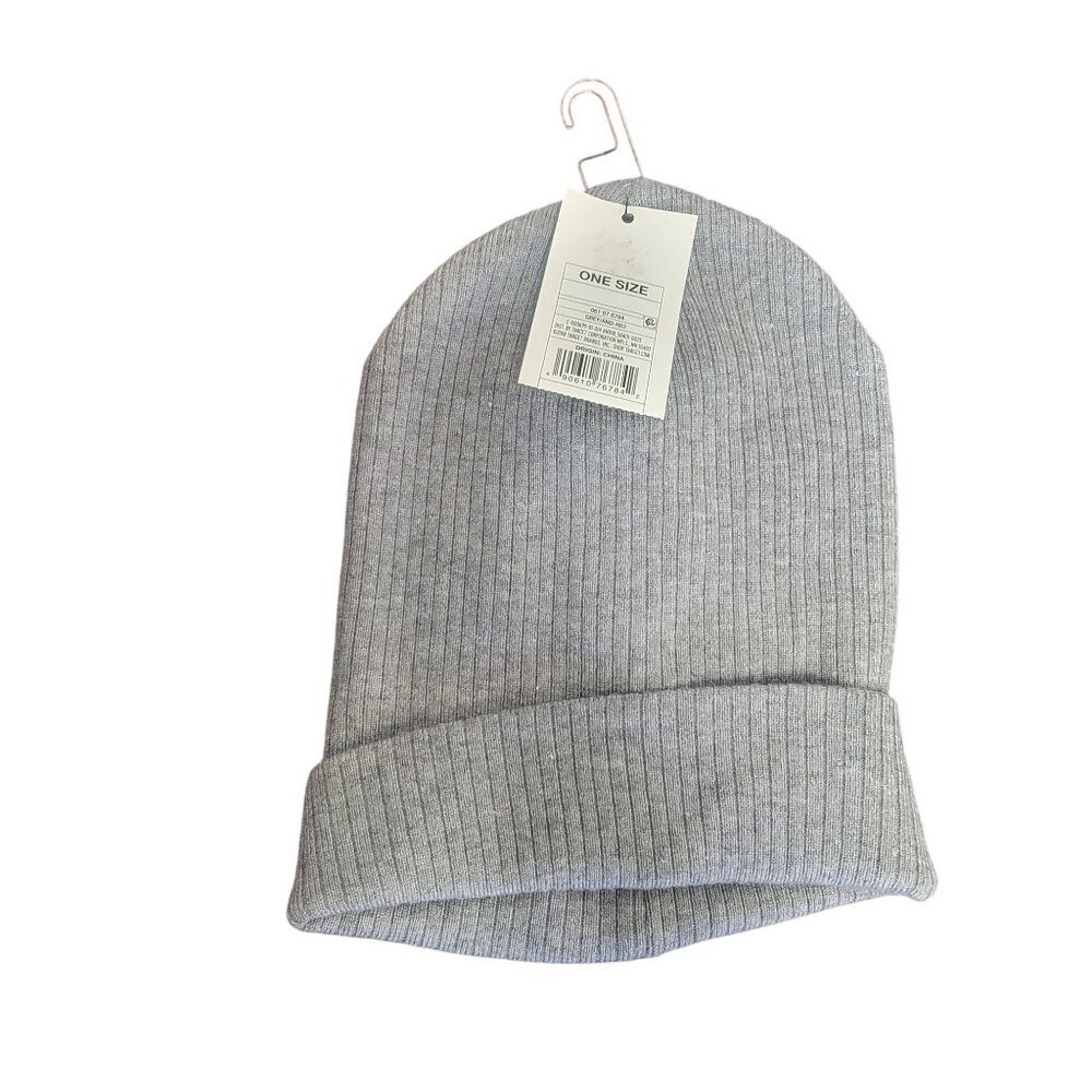 Ribbed Light Gray Knit Beanie Hat One Size Unisex Polyester/Rayon Blend